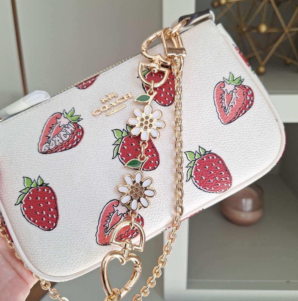 NWT Coach Nolita 19 Leather Shoulder Bag With Strawberry Print CAL25 - Picture 2 of 13